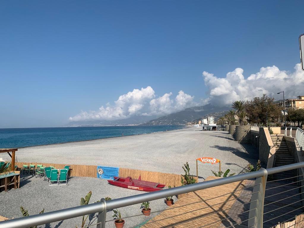 Casa Vacanza! A 50M Dal Mare! 博尔迪盖拉 外观 照片