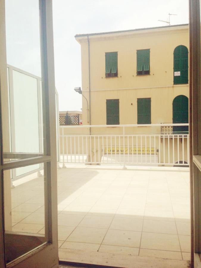 Casa Vacanza! A 50M Dal Mare! 博尔迪盖拉 外观 照片