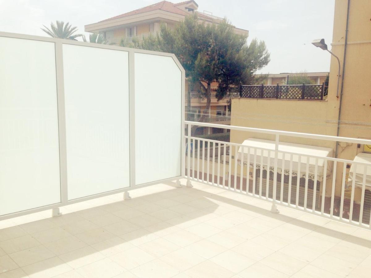Casa Vacanza! A 50M Dal Mare! 博尔迪盖拉 外观 照片